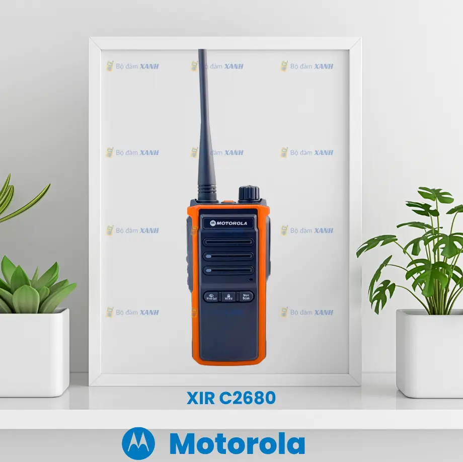 Bộ đàm Motorola XIR C2680, chống nước